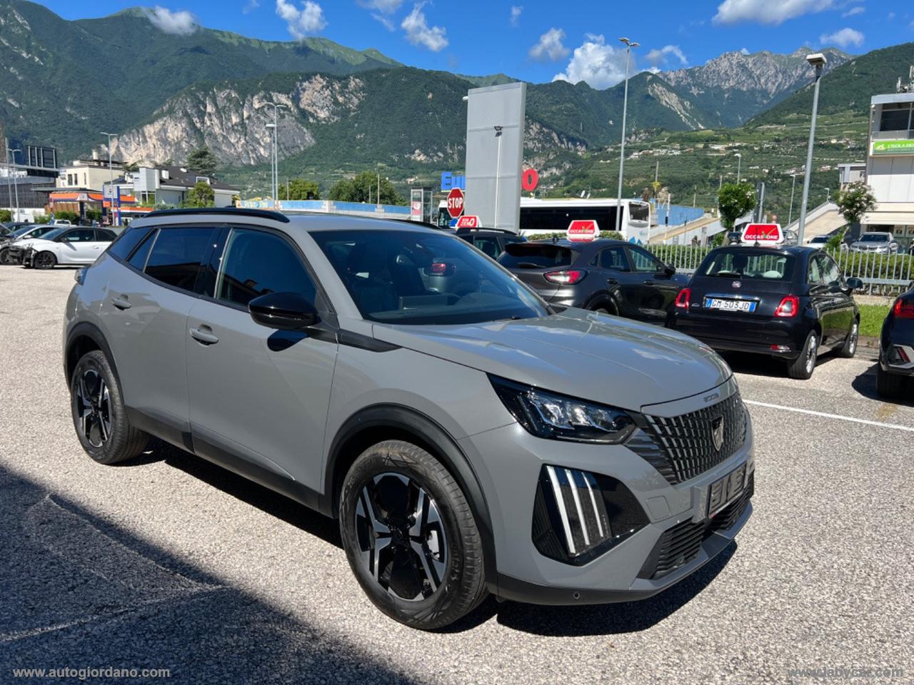 PEUGEOT 2008 PureTech 100 S&S Allure