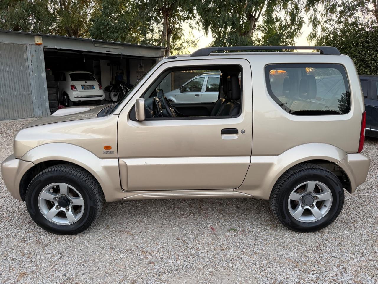 Suzuki Jimny 1.5 DDiS cat 4WD JLX