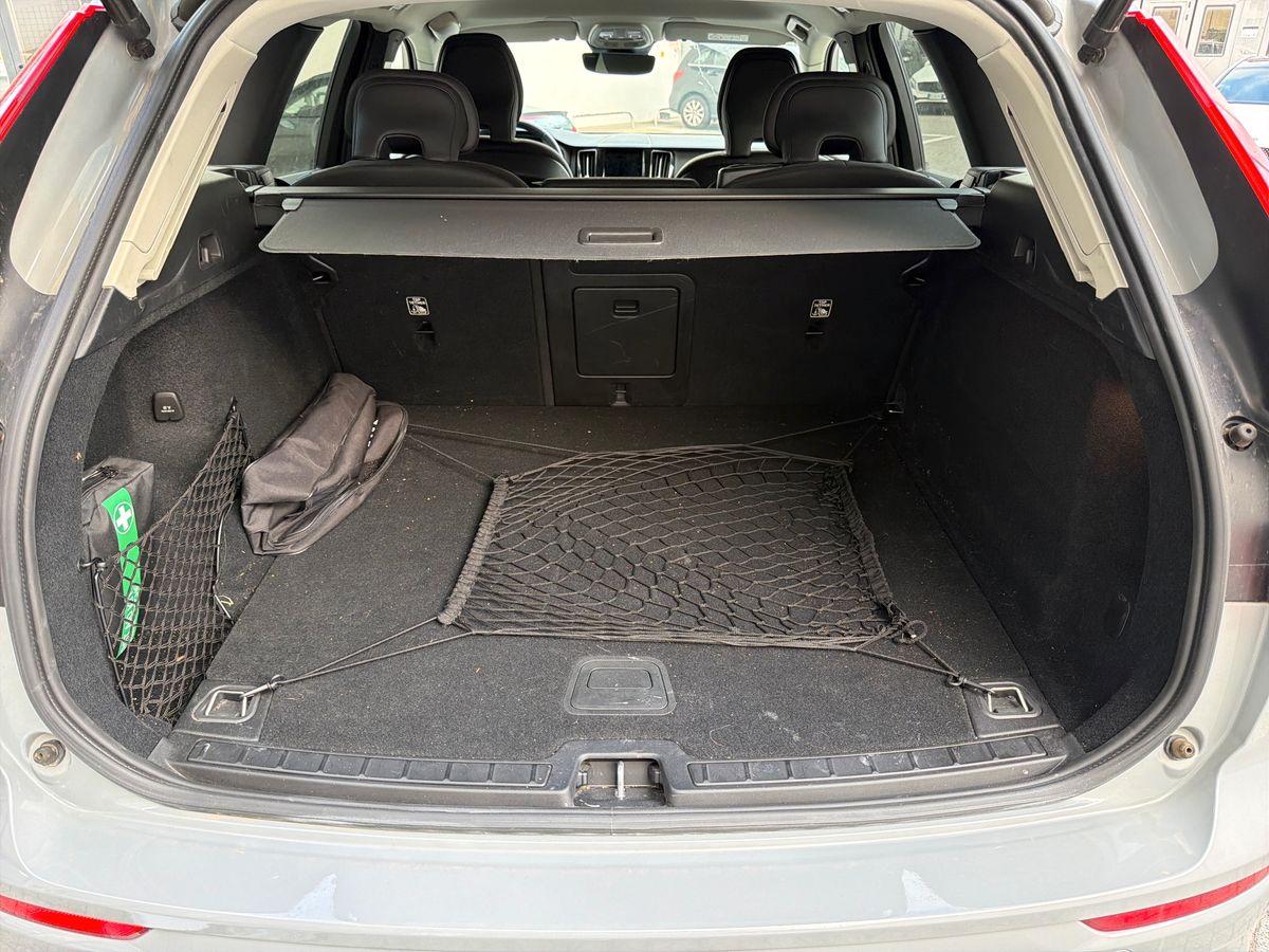 VOLVO XC60 2.0 b4 Core awd auto