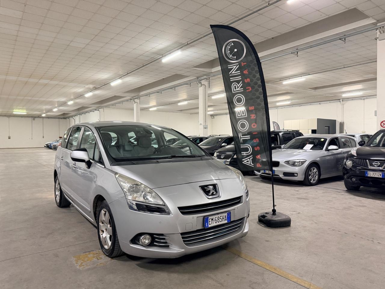 Peugeot 5008 1.6 e-HDi 112CV Stop&Start cambio robotizzato Active