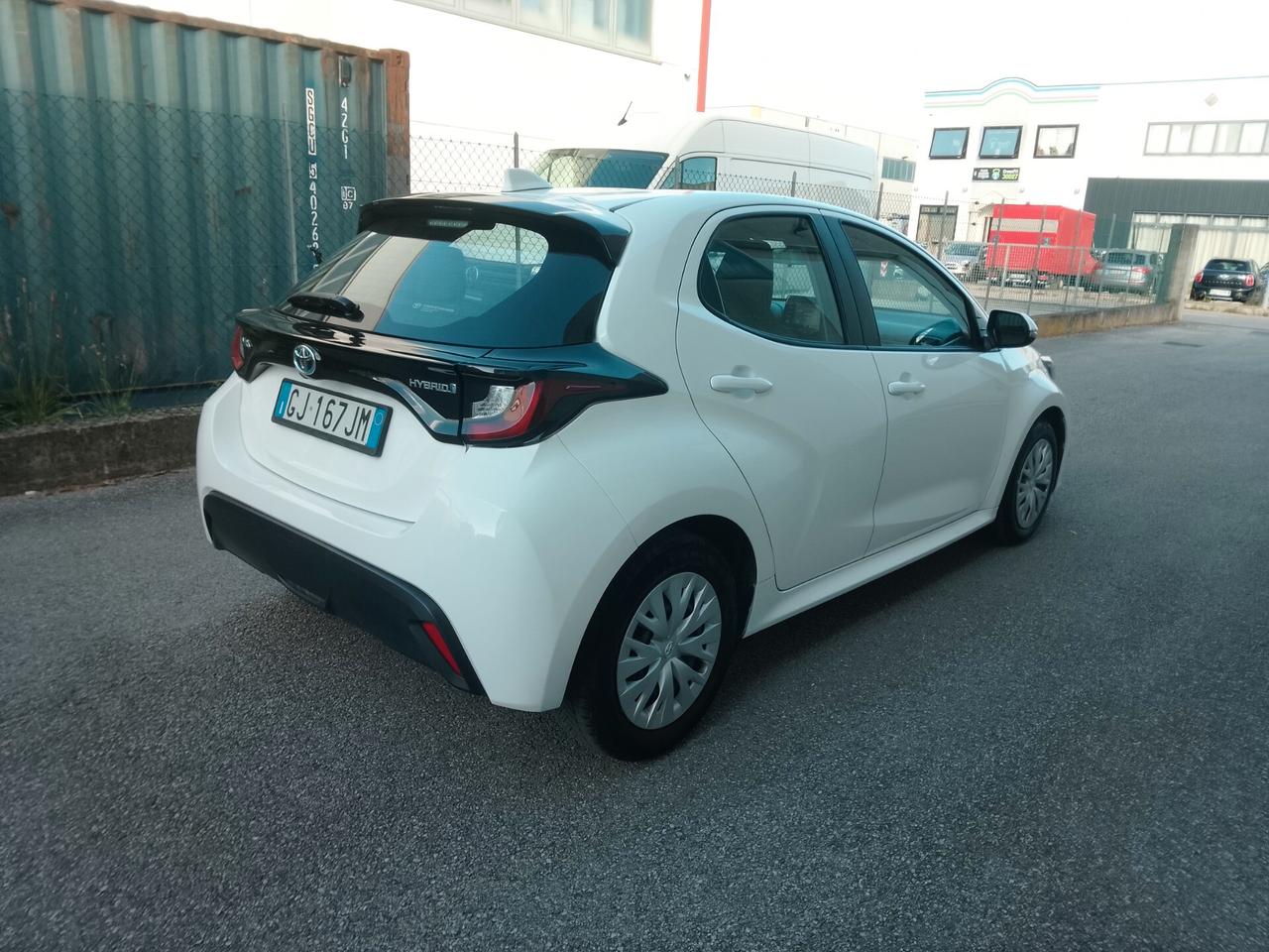 Toyota Yaris 1.5 Hybrid 5 porte Lounge