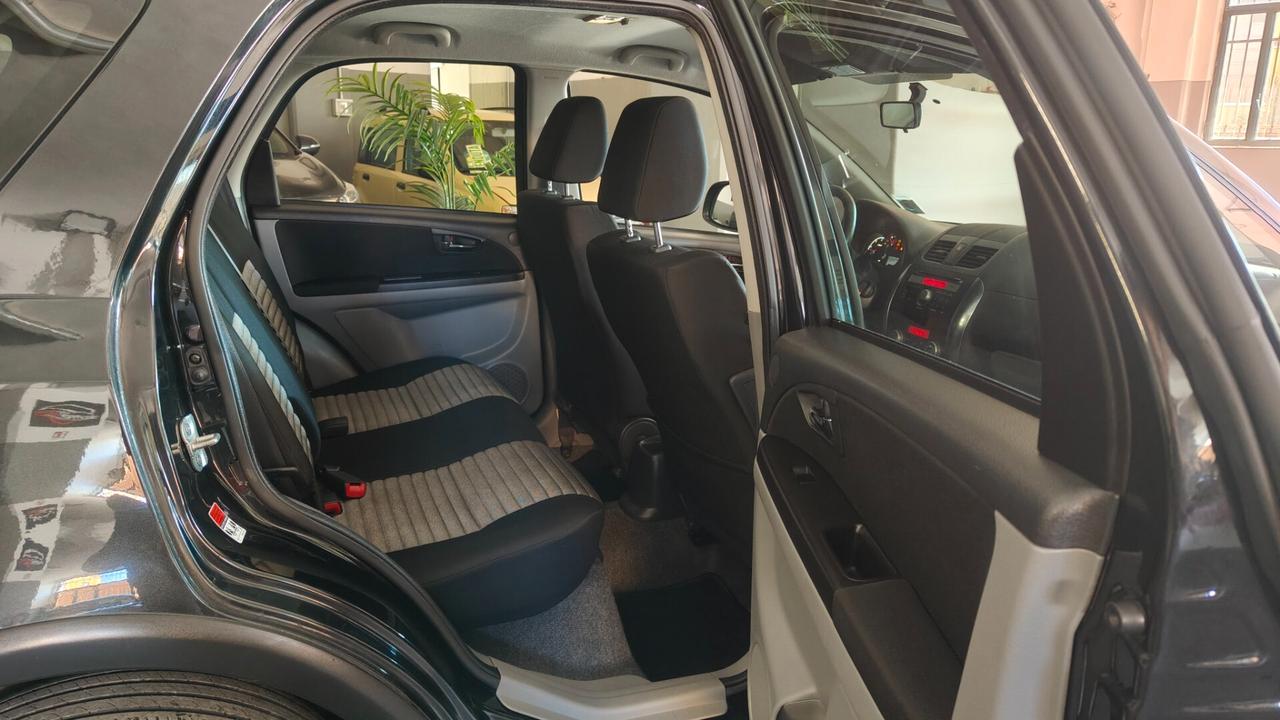 Suzuki SX4 2.0 DDiS 16V 4WD Outdoor Line GLX