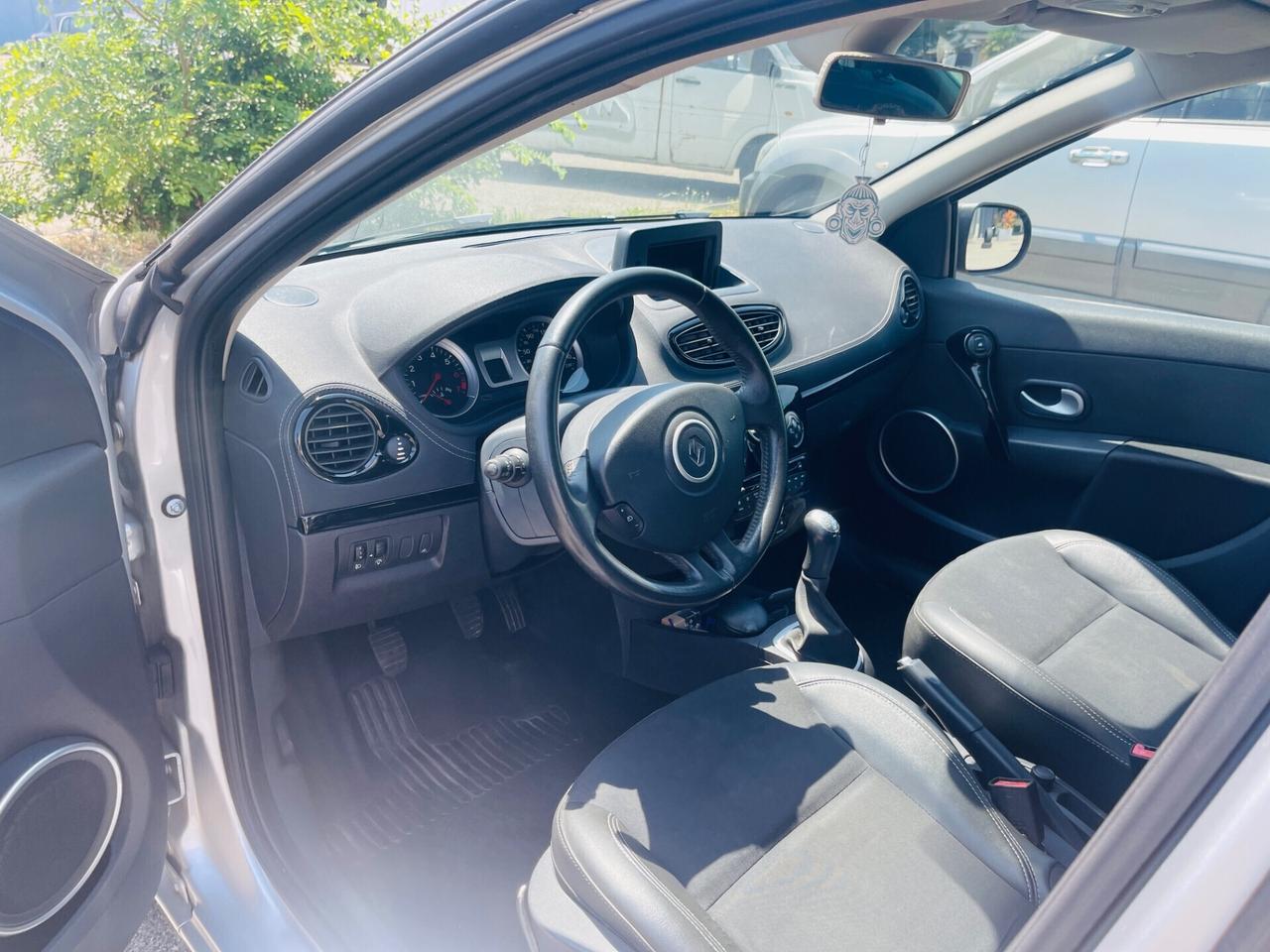 Renault Clio 1.2 16V 5 porte Dynamique