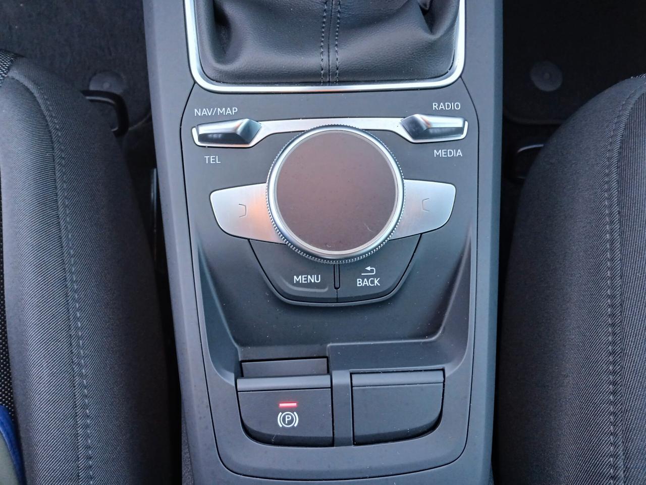 Audi Q2 TFSI 110CV BENZ 2022 ADVANCED