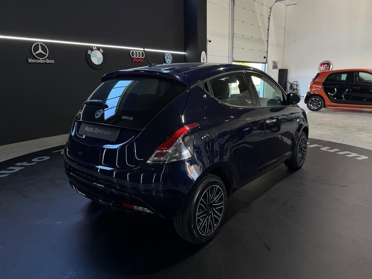 Lancia Ypsilon 1.0 FireFly 5 porte S&S Hybrid Maryne