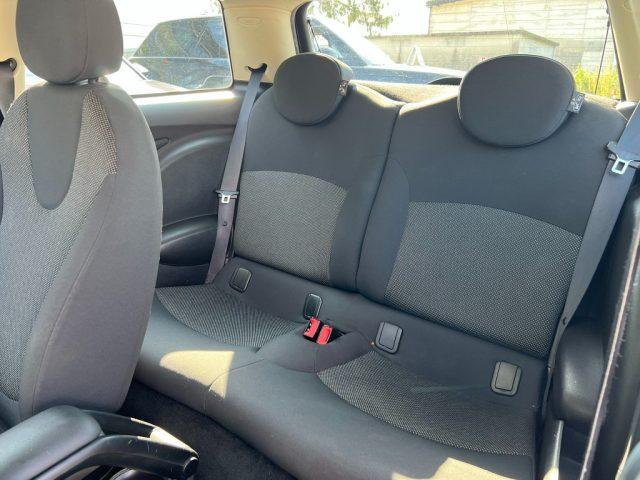 MINI Cooper D 1.6 16V Cooper D neopatentati