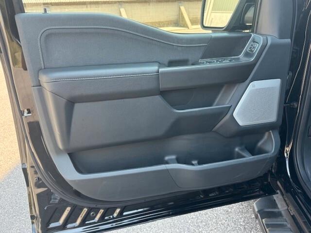 FORD F 150 5.0 V8 LARIAT BLACK APPEARANCE PKG
