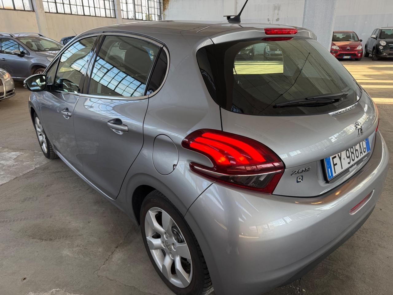 Peugeot 208 BlueHDi 100 S&S 5 porte Allure