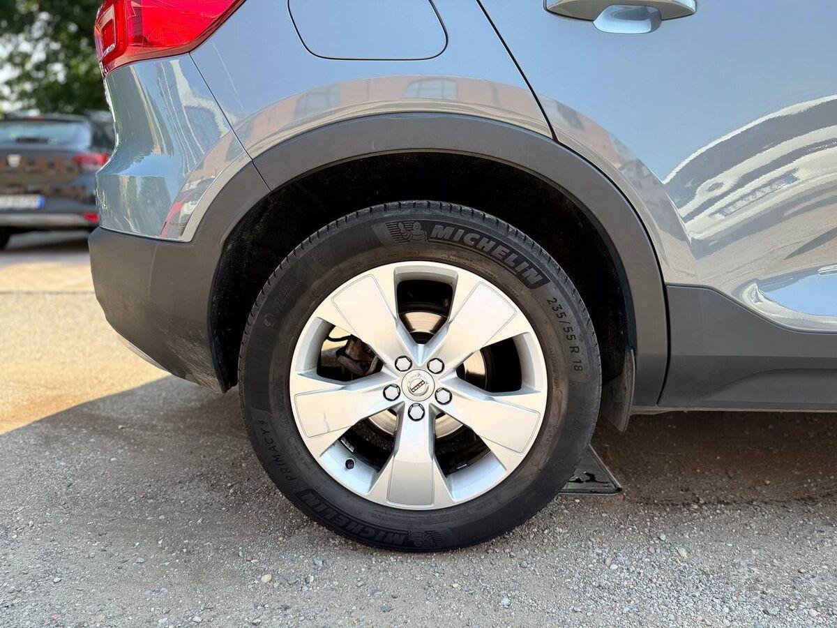 Volvo XC40 2.0 d3 Momentum auto my21