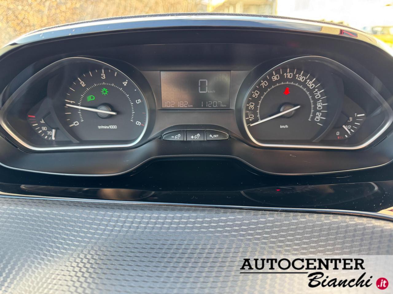 Peugeot 2008 2008 1.6 bluehdi Active s&s 100cv