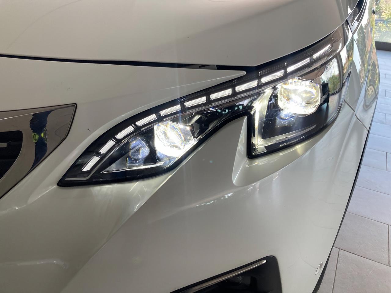 PEUGEOT 3008 1.5 bluehdi GT Line s&s 130cv eat8