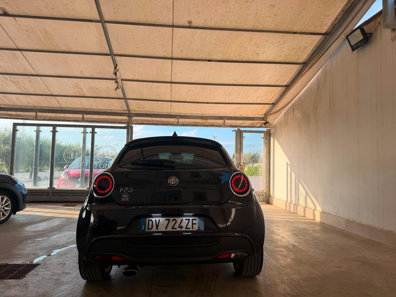 Alfa Romeo MiTo 1.3 JTDm 16V 90 CV Distinctive Sport Pack