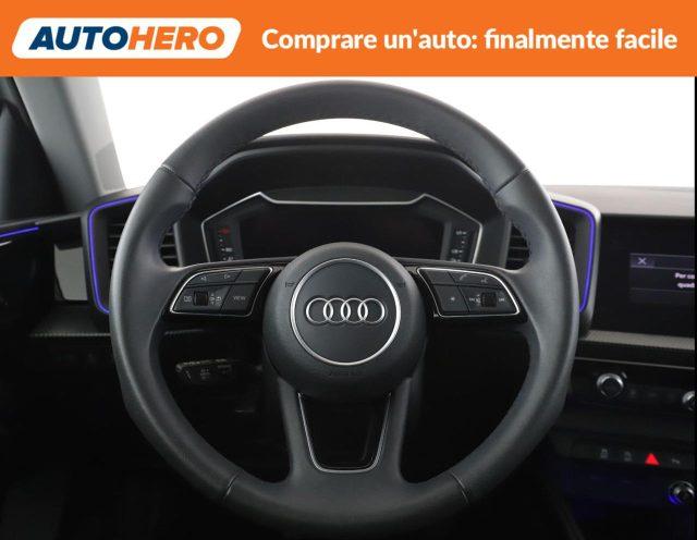 AUDI A1 allstreet 30 TFSI Identity Contrast