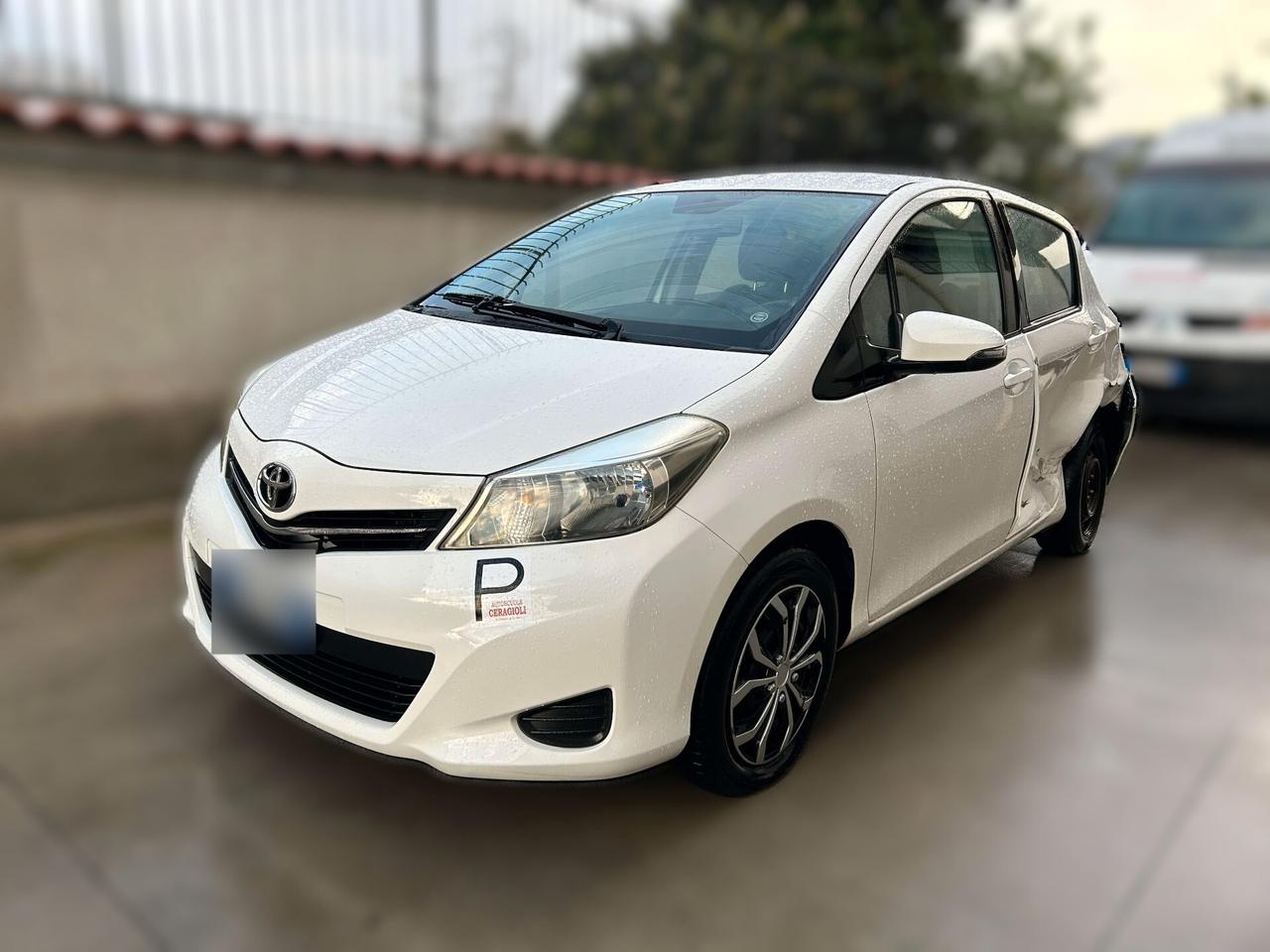 Toyota Yaris 1.0 Benzina 70CV - 2012 Incidentata