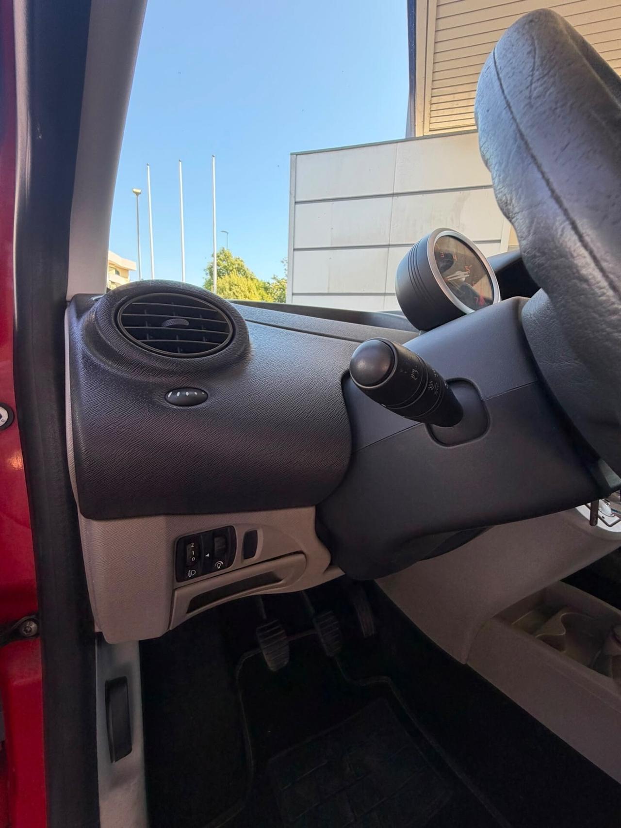 Renault Twingo 1.2 8V Dynamique