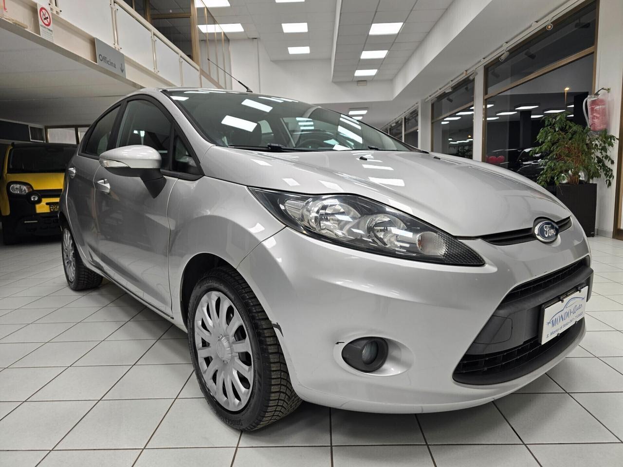 Ford Fiesta 1.2 82CV 5 porte OK NEOPATENTATI