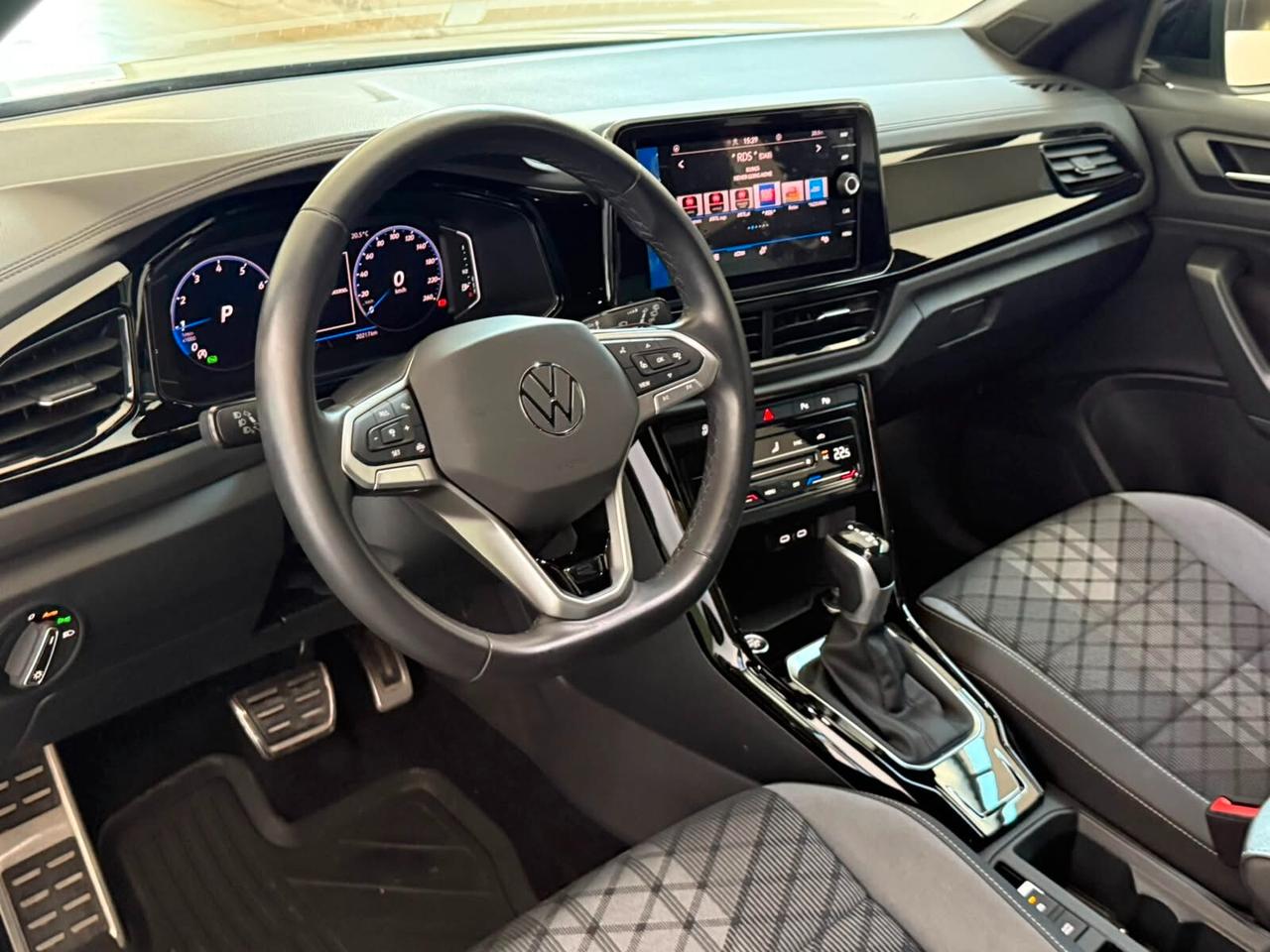 Volkswagen T-Roc 1.5 TSI ACT DSG R-Line