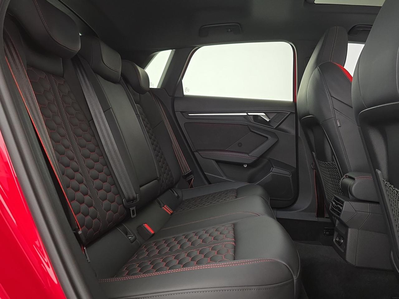 Audi RS3 sportback 2.5 tfsi quattro s-tronic