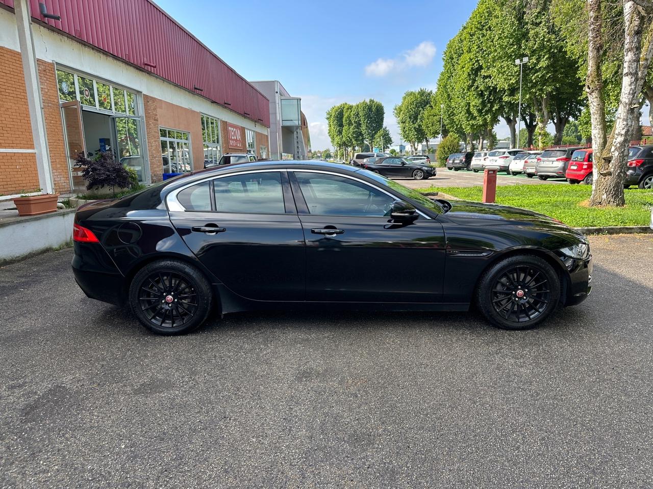 Jaguar XE 2.0 D Turbo aut. R-Sport
