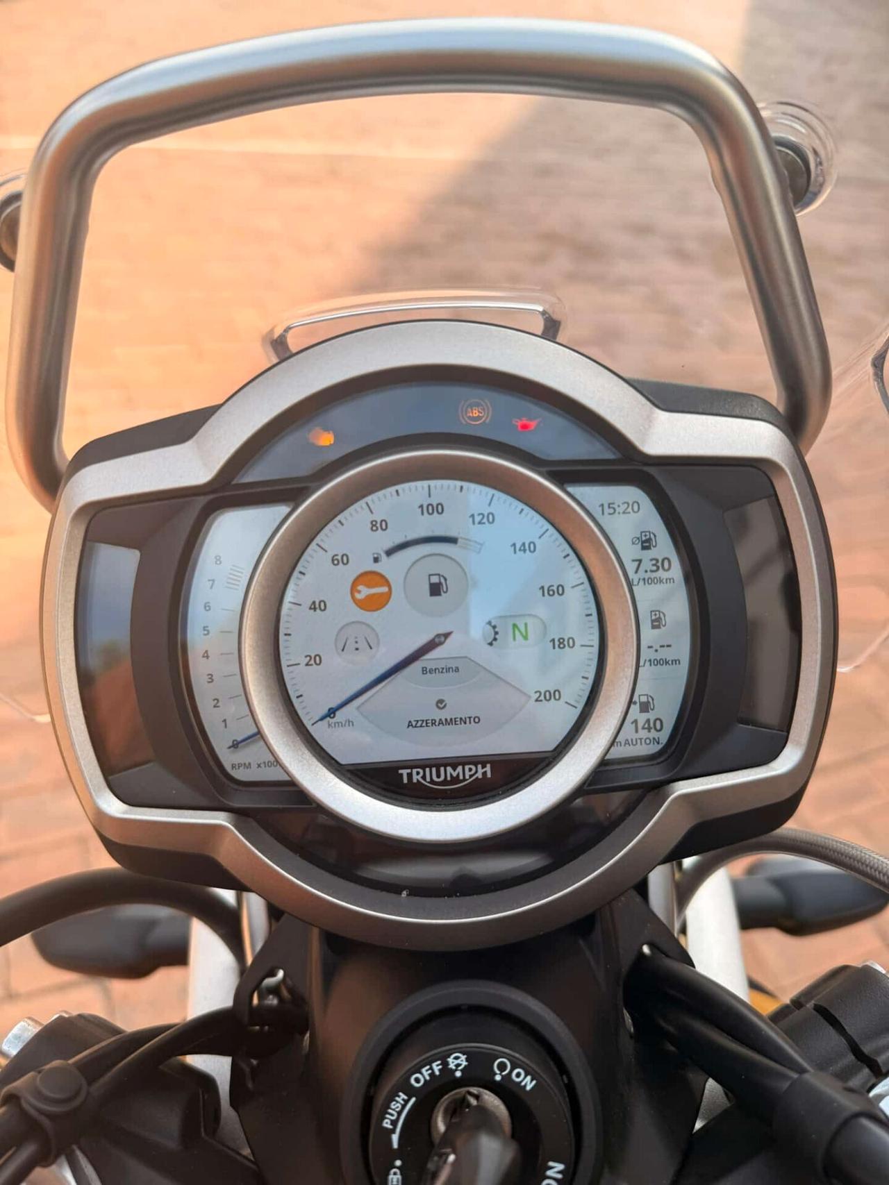 TRIUMPH SCRAMBLER 1200 XE