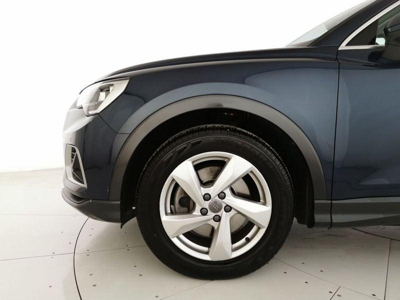 Audi Q3 40 2.0 tdi Business quattro 190cv s-tronic