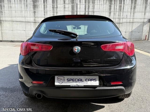 Alfa Romeo Giulietta 1.6 JTDm-2 Distinctive