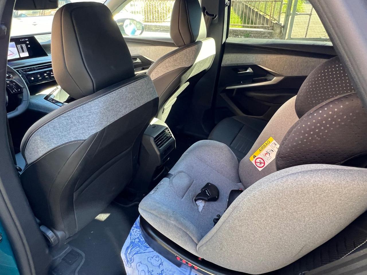 Peugeot 3008 Allure 1.2 136/145 MHEV #7449