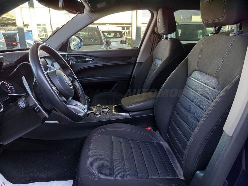 Alfa Romeo Stelvio Stelvio 2.2 t Business rwd 160cv auto