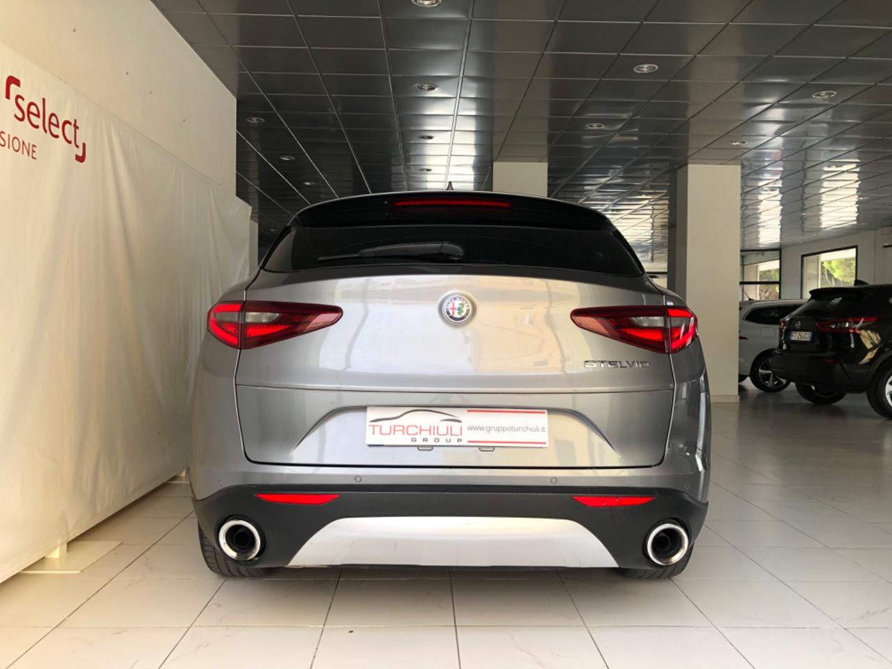 Alfa Romeo Stelvio 2.2 Turbodiesel 160 CV AT8 RWD Sport-Tech