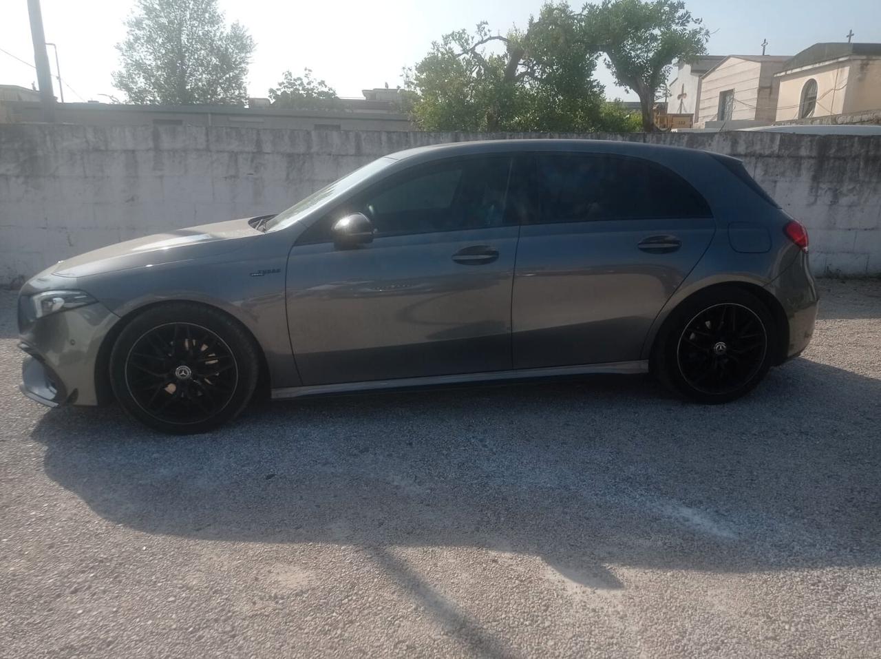 Mercedes-benz A 180 d 116cv All. AMG-2018