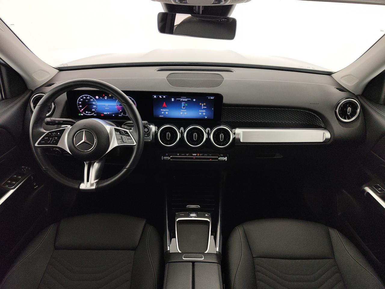 Mercedes-Benz GLB 180 d Progressive Advanced auto