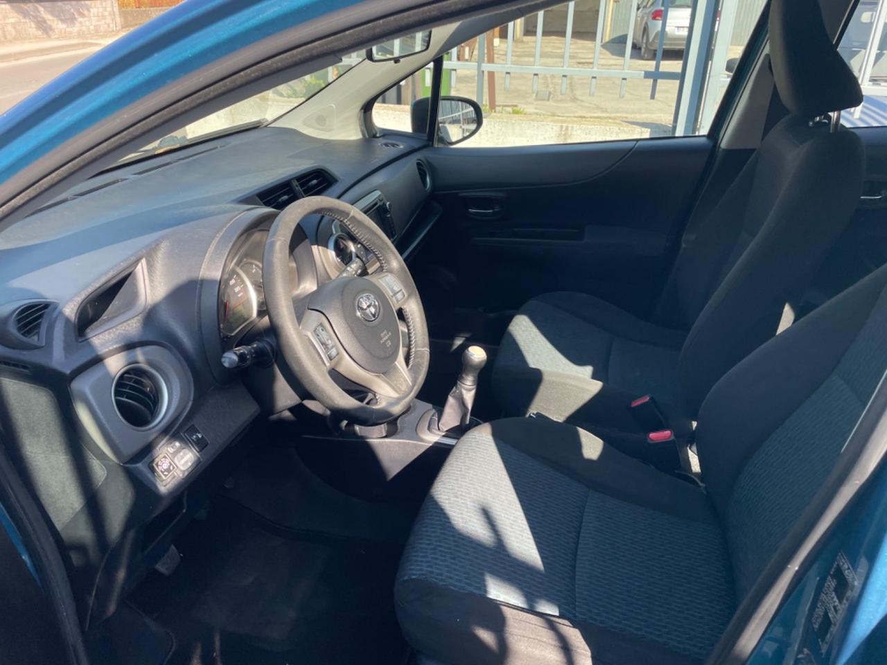 Toyota Yaris 1.0 5 porte
