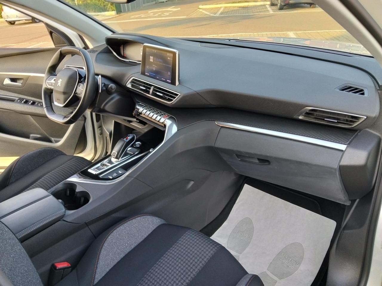 Peugeot 3008 PureTech Turbo 130 S&S EAT8*Navi*Camera*