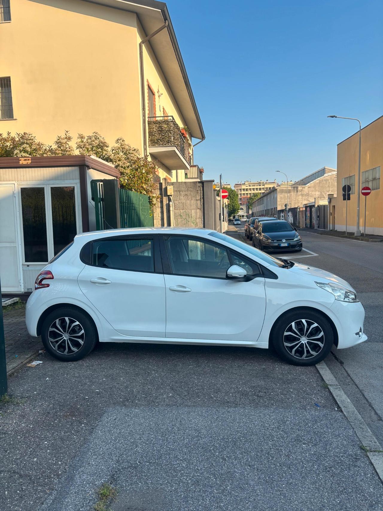 Peugeot 208 1.4 VTi 95 CV 5p. GPL Allure