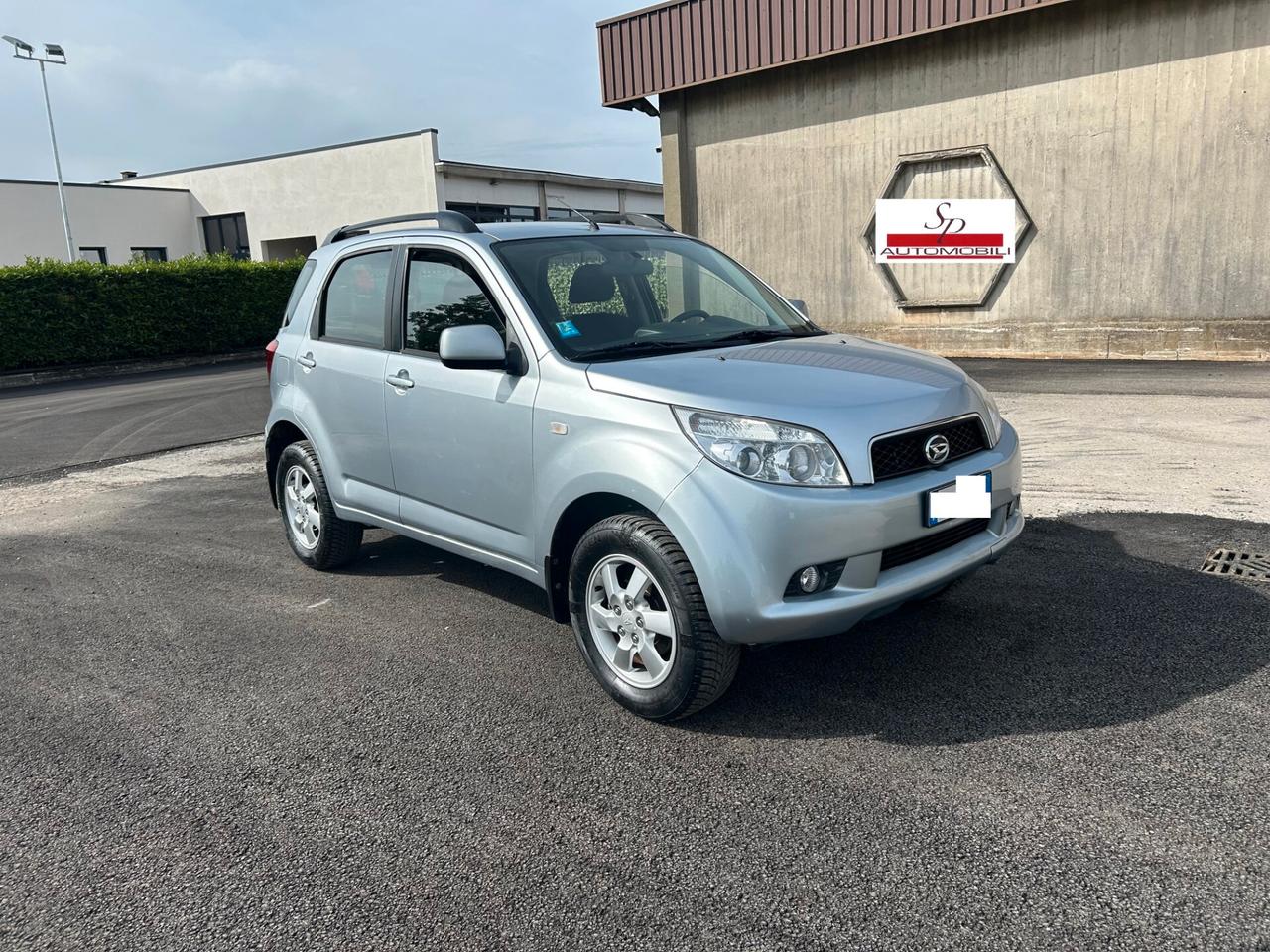 Daihatsu terios 1.3 benzina 4x4 ok neopatentati