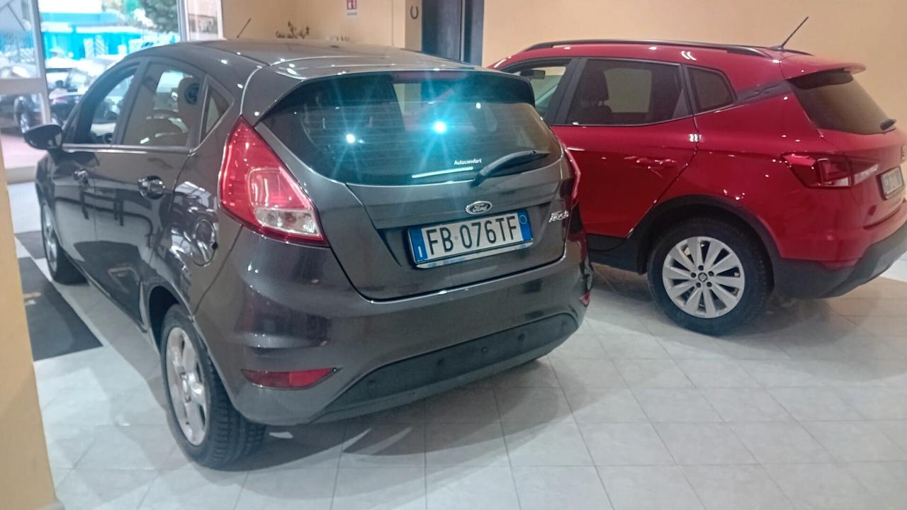 Ford Fiesta 1.4 5 porte Bz.- GPL Business