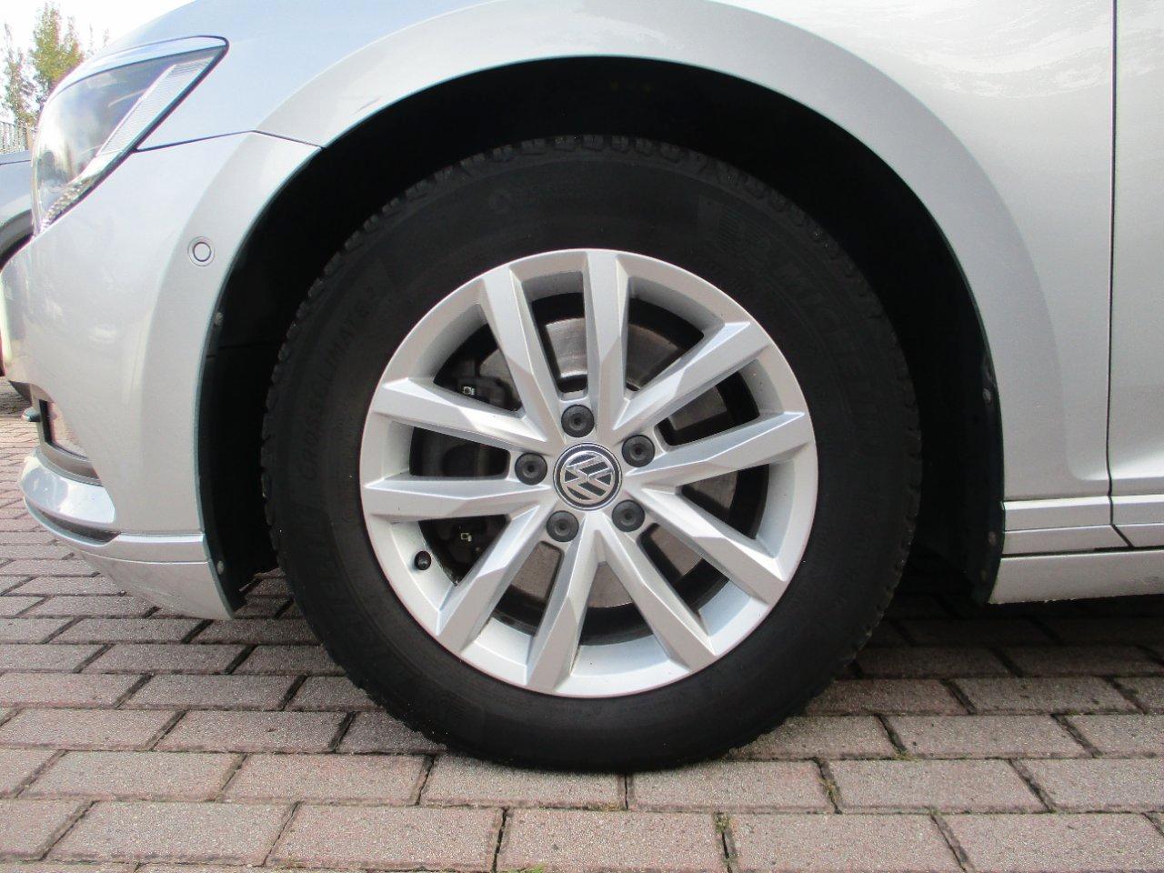 Volkswagen Passat Variant 2.0 tdi Business 150cv dsg NAVI/ACC/SediliRisc