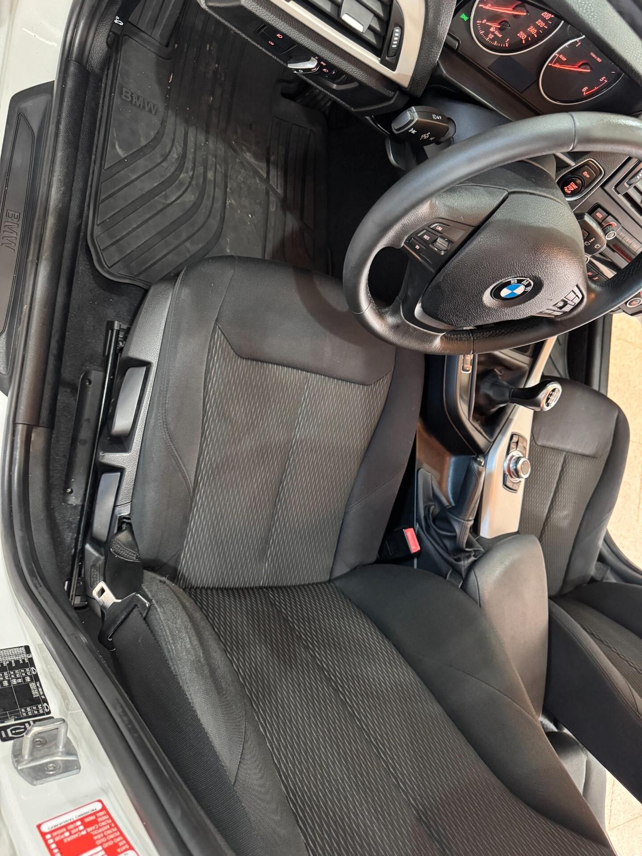 Bmw 114 114d Unique 95 cv. Navi OK NEOPATENTATI