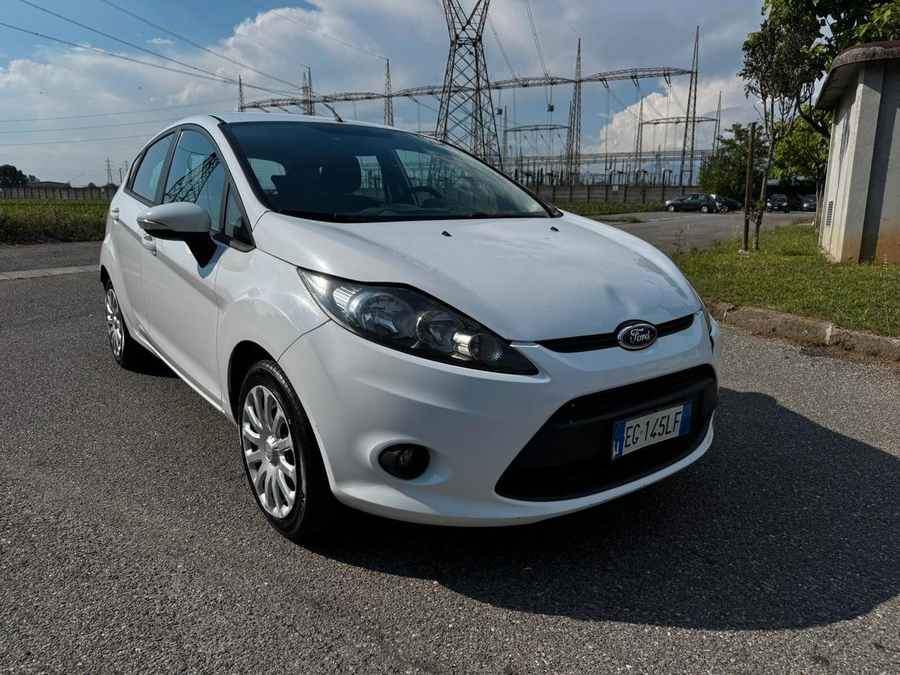 Ford Fiesta 1.6 TDCi 95 CV 5p. Titanium