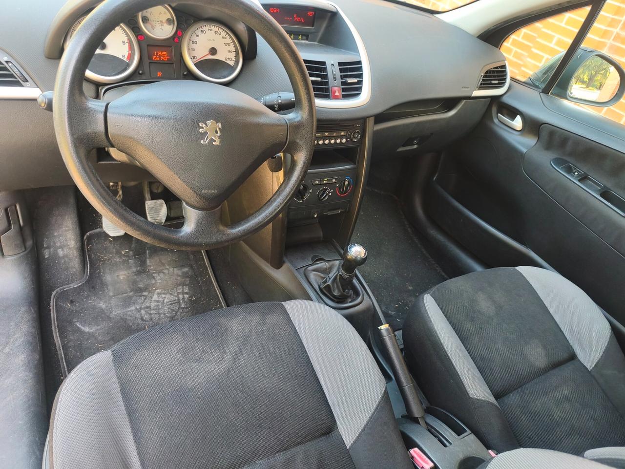 Peugeot 207 1.4 HDi 70CV 3p. ONE Line