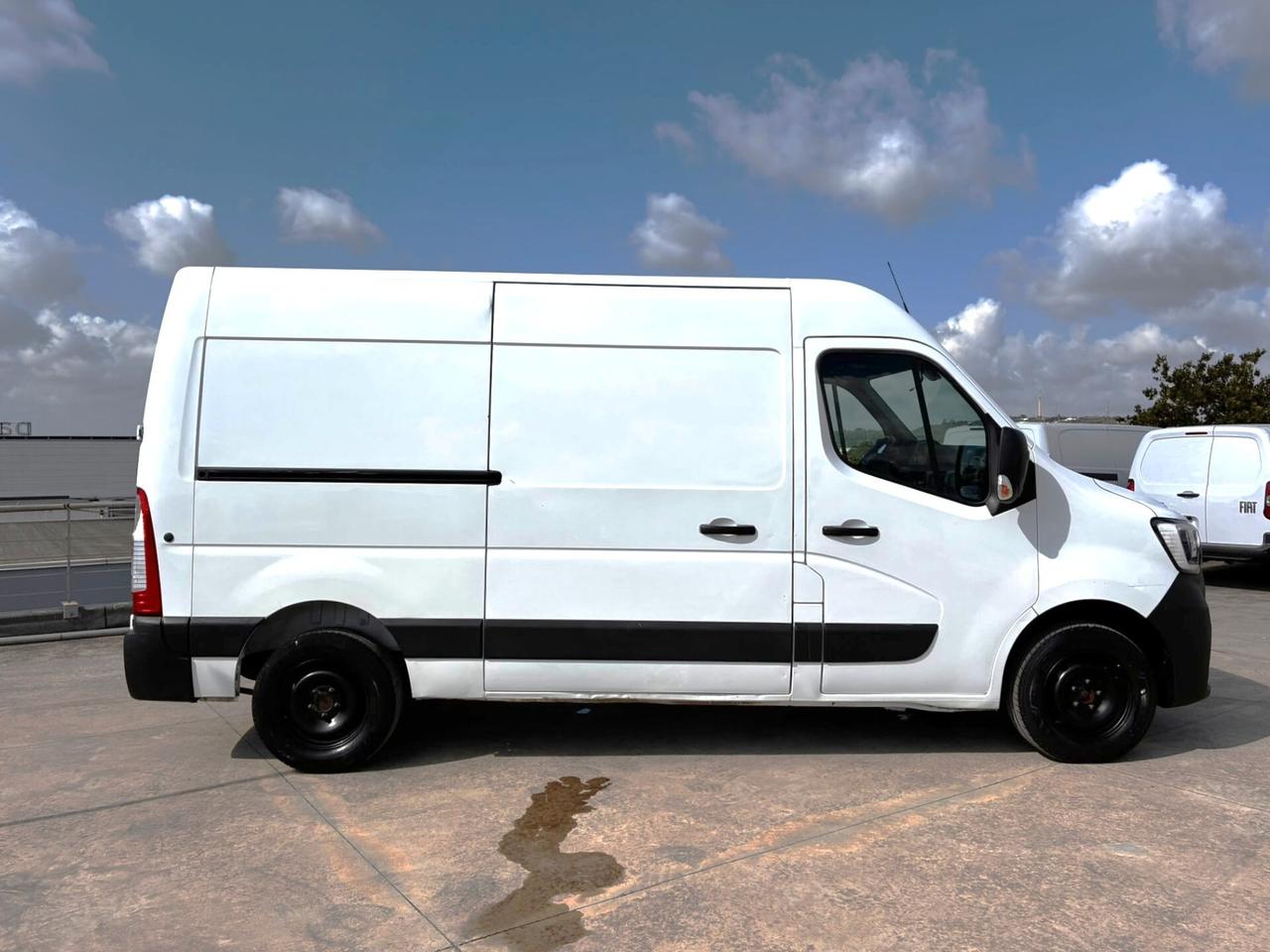Renault Master 2.3 tdci 150 cv L2H2
