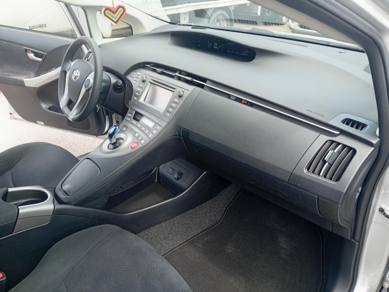 Toyota Prius 1.8 Lounge