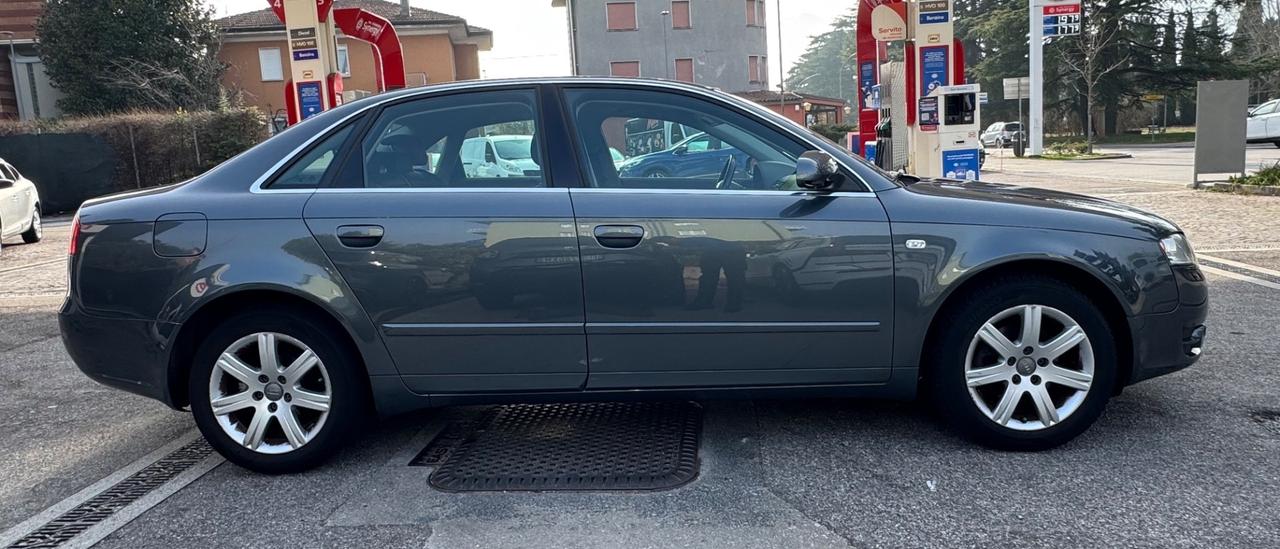 Audi A4 2.0 16V TDI Sport