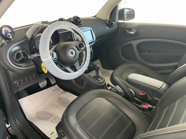 SMART ForTwo EQ BRABUS Style pochi km