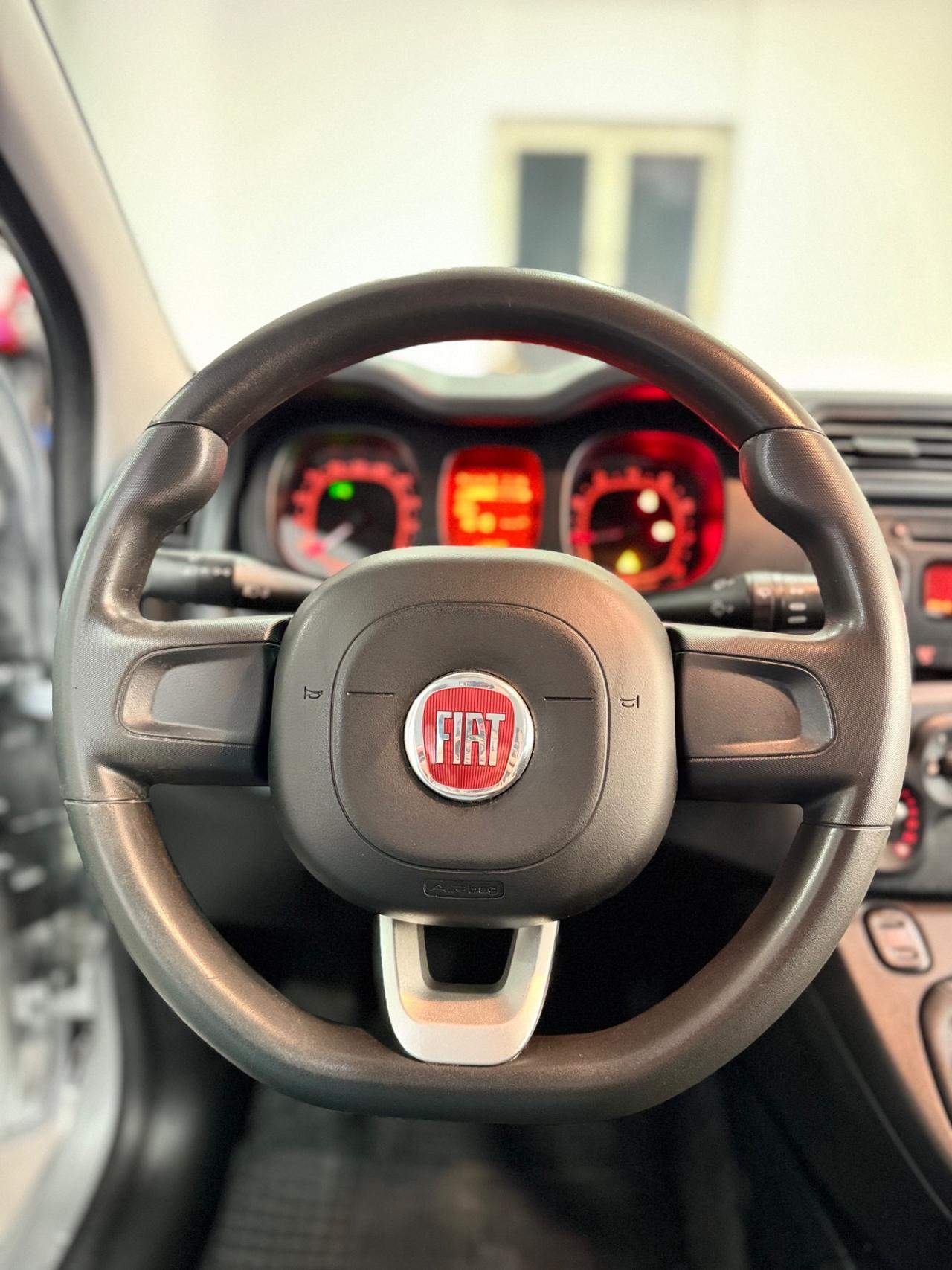 FIAT PANDA LOUNGE 1.2 BENZINA