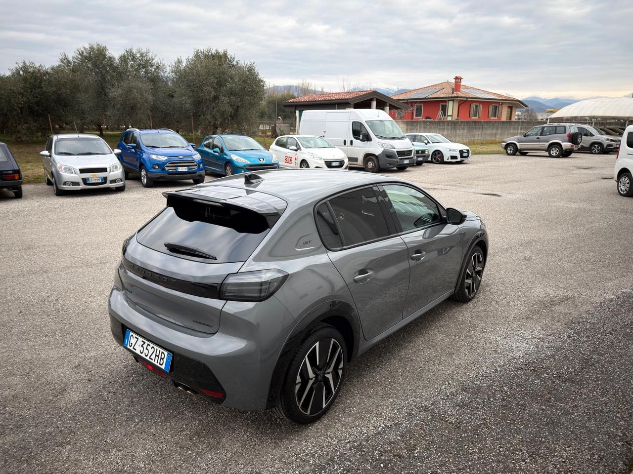 Peugeot 208 Hybrid 110 e-DCS6 GT