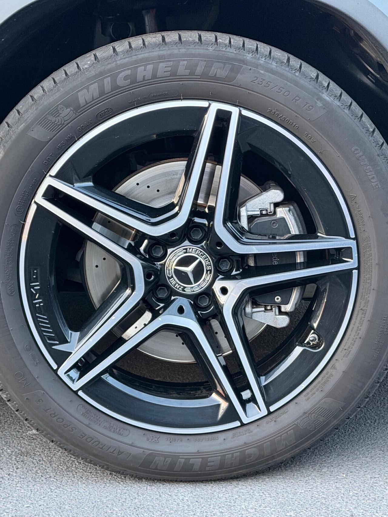 MERCEDES GLA 200D 150CV PREMIUM AMG NIGHT EDITION