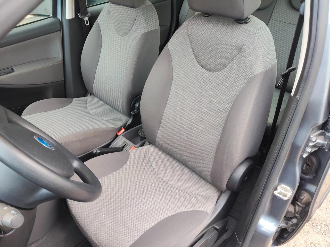 FIAT IDEA OTTIMA PER FAMIGLIA OK NEOPATENTATI!