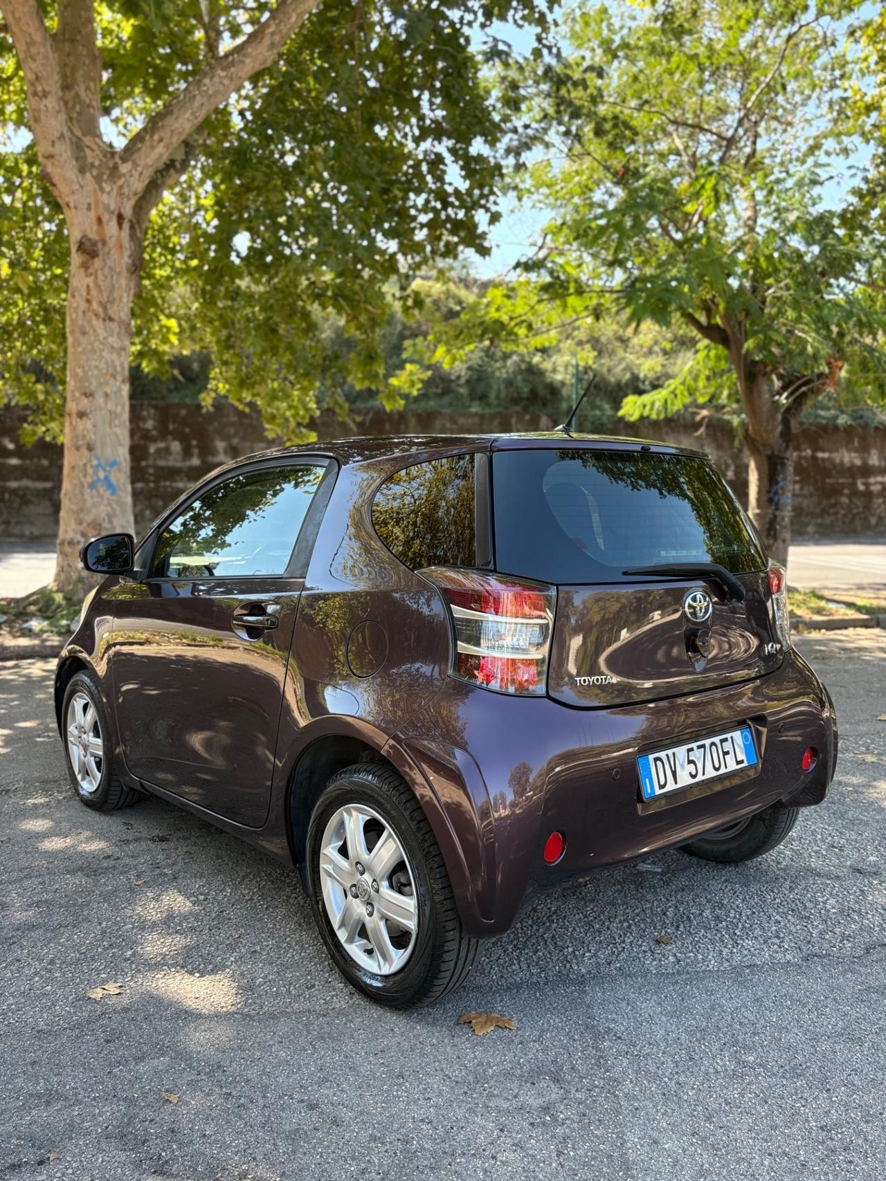 Toyota IQ Automatica 1.0 benzina 68cv