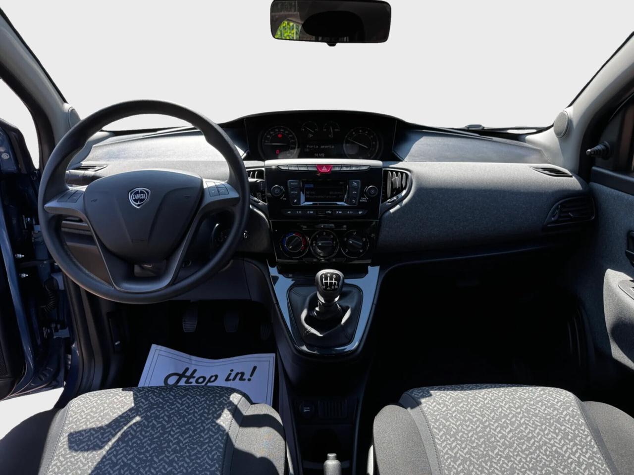 Lancia Ypsilon HYBRID del 2023 con 44.000km